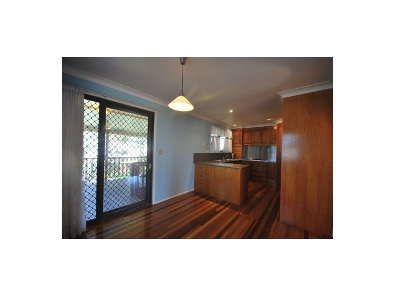 4 Acron Street, Macgregor QLD 4109