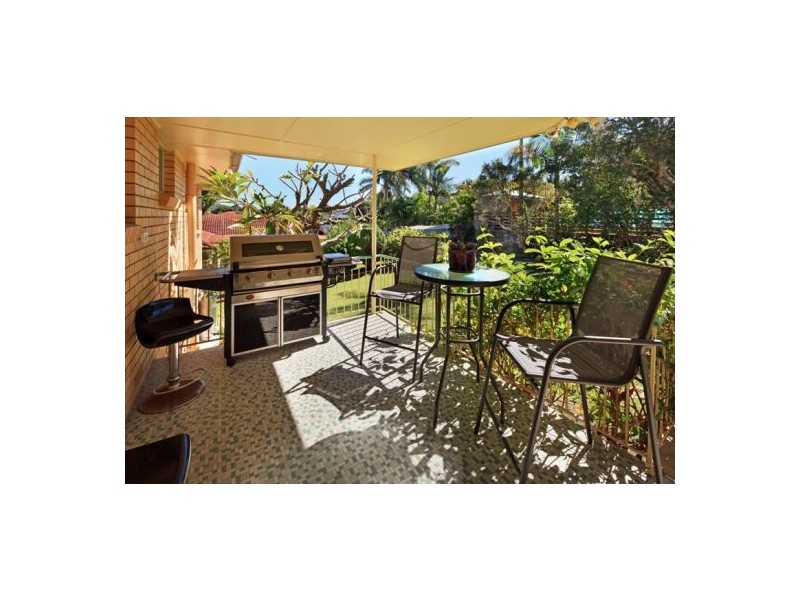 7 Menkira Street, Mansfield QLD 4122