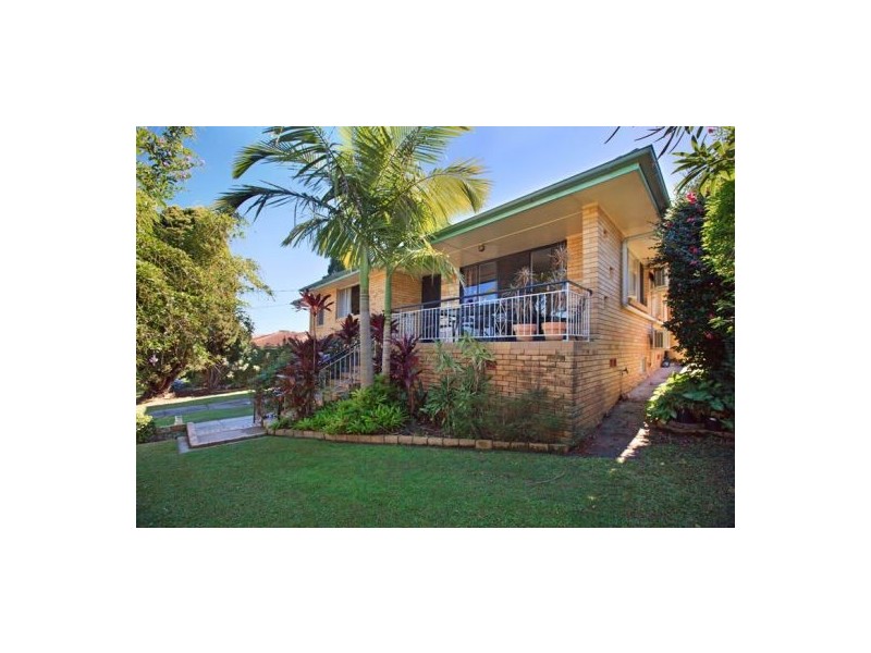 7 Menkira Street, Mansfield QLD 4122