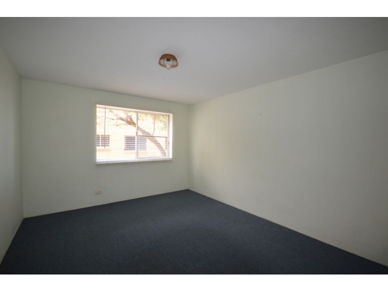 Unit 2/62 Earl Street, Greenslopes QLD 4120
