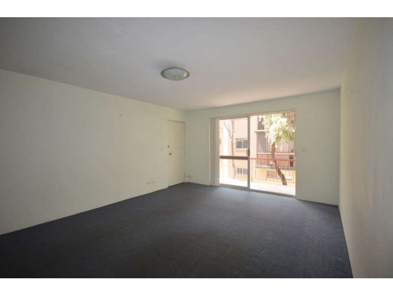 Unit 2/62 Earl Street, Greenslopes QLD 4120