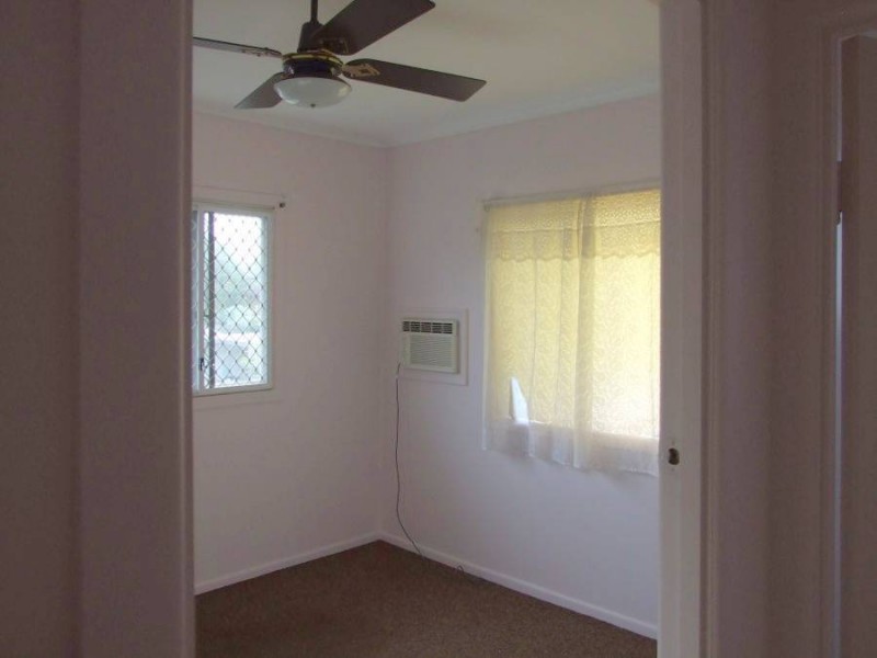 1 Everett Street, Upper Mount Gravatt QLD 4122