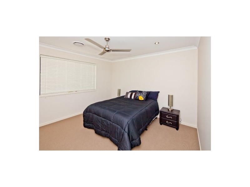 25 Bernecker Street, Carina QLD 4152