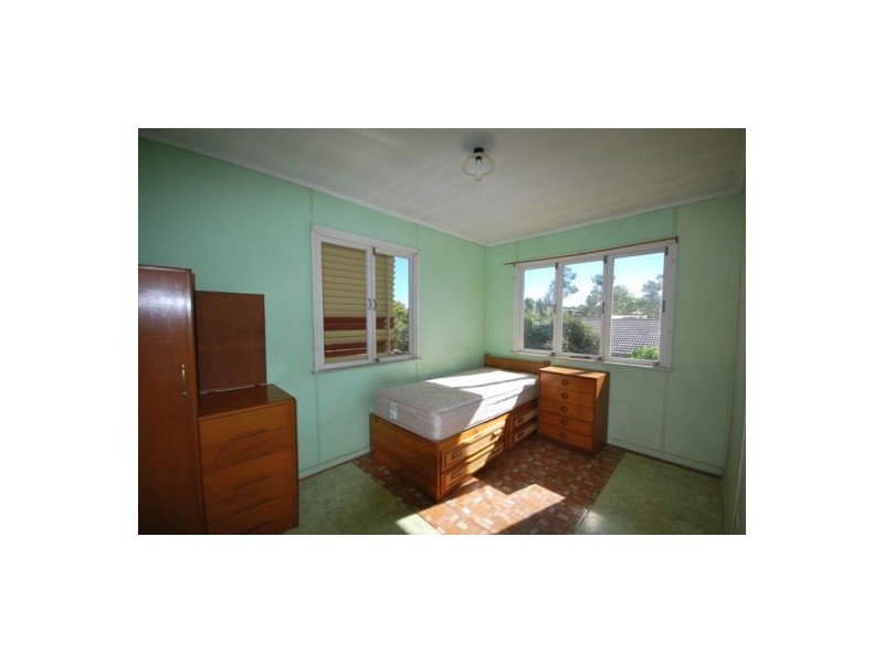 1 Glasford Street, Wishart QLD 4122