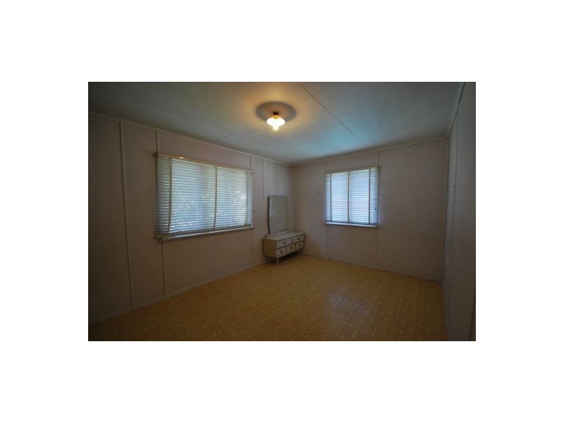 1 Glasford Street, Wishart QLD 4122