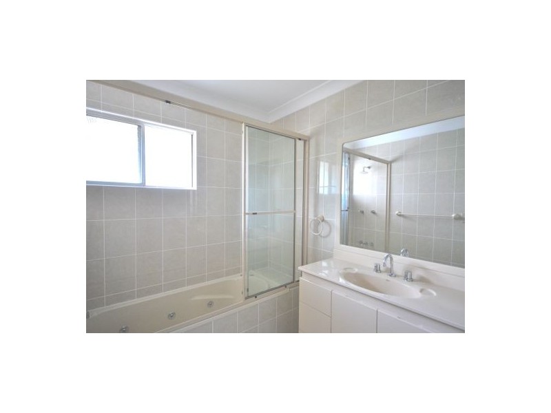 1 Taroom Street, Wishart QLD 4122