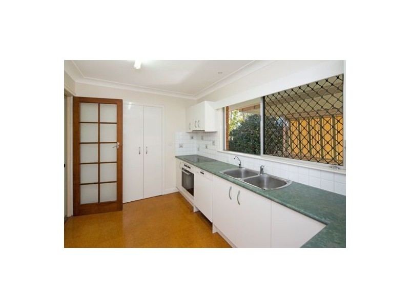 1 Taroom Street, Wishart QLD 4122