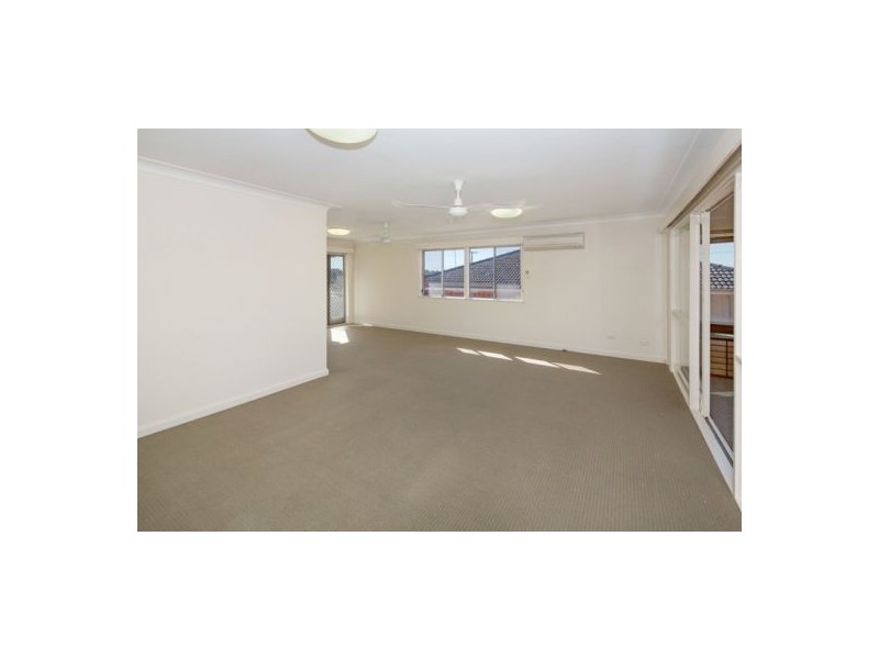 1 Taroom Street, Wishart QLD 4122