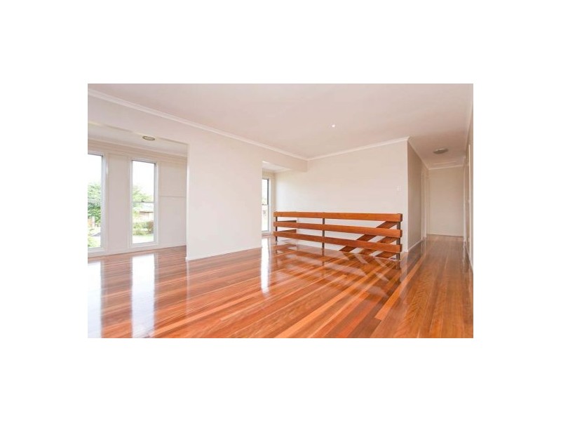 18 Malmrose Street, Wishart QLD 4122