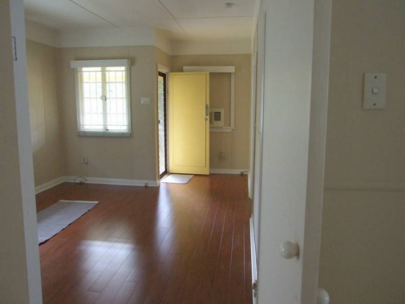 53 Broadwater Road, Mount Gravatt East QLD 4122