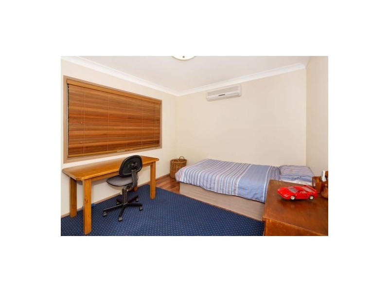 105 Garie Street, Wishart QLD 4122