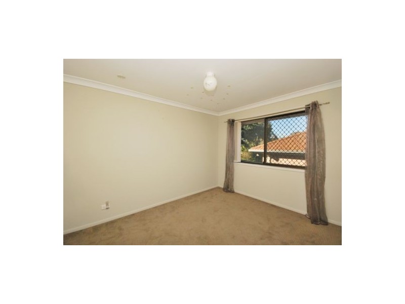 12 Marianna Street, Mansfield QLD 4122