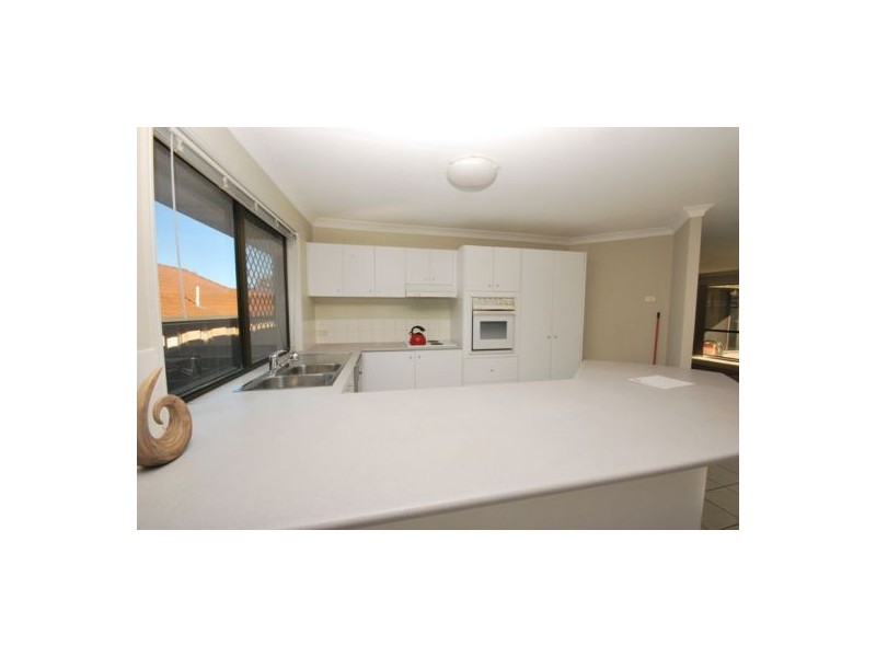 12 Marianna Street, Mansfield QLD 4122