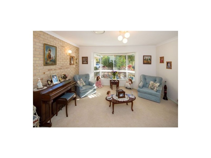 7 Conrad Place, Wishart QLD 4122