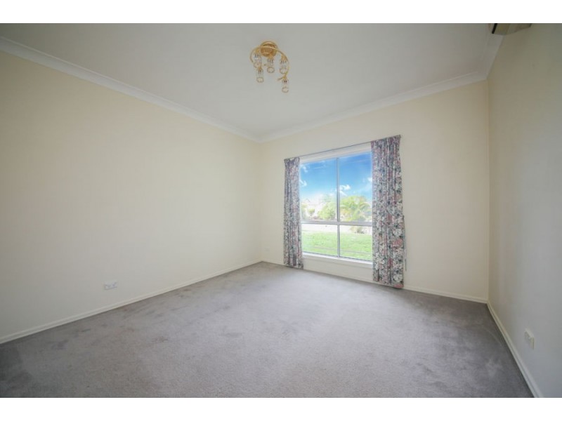 12 Narrun Place, Eight Mile Plains QLD 4113