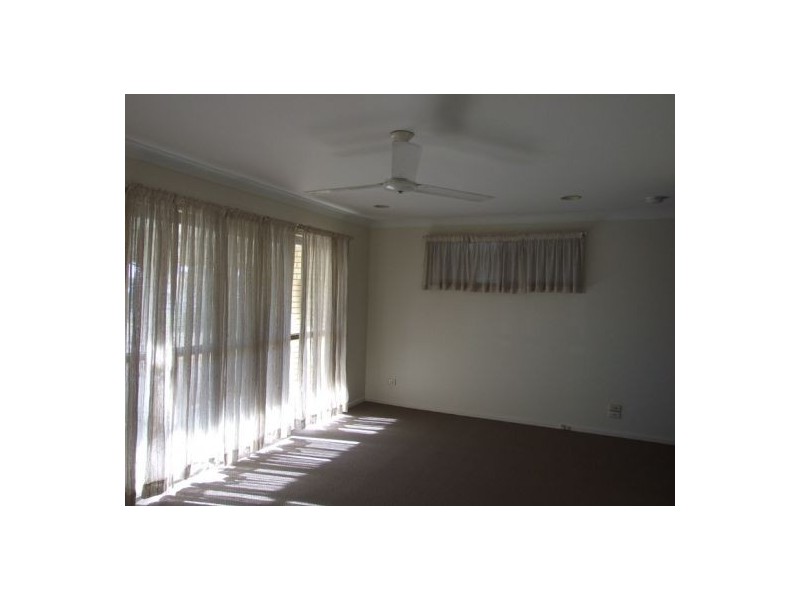 487 Mt Gravatt Capalaba Road, Wishart QLD 4122