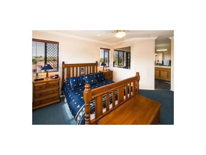 26 Kentwell Street, Wishart QLD 4122