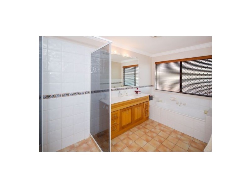 26 Kentwell Street, Wishart QLD 4122