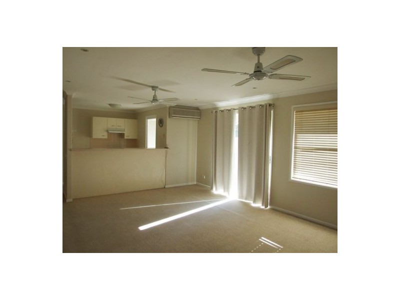 Unit 10/30 Lindeman Place, Eight Mile Plains QLD 4113