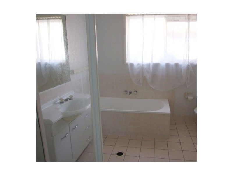 Unit 10/30 Lindeman Place, Eight Mile Plains QLD 4113