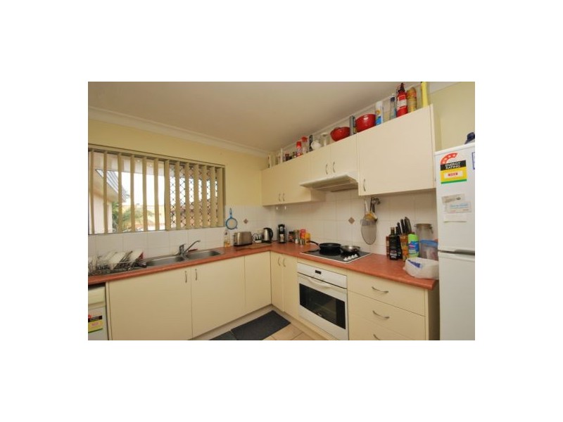 6/2 Honeysuckle Street, Mansfield QLD 4122