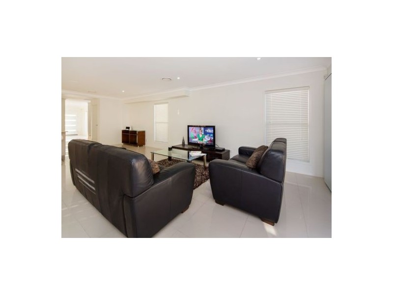 23 Bernecker Street, Carina QLD 4152