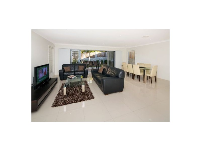 23 Bernecker Street, Carina QLD 4152