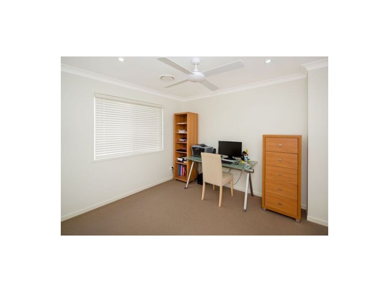 23 Bernecker Street, Carina QLD 4152