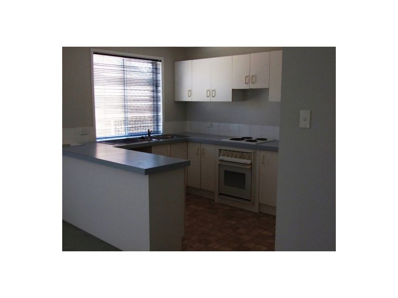 11/5 Rowe Close, Wishart QLD 4122