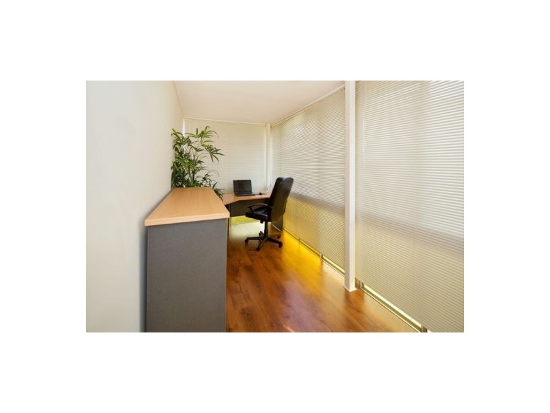 194 Broadwater Road, Mansfield QLD 4122