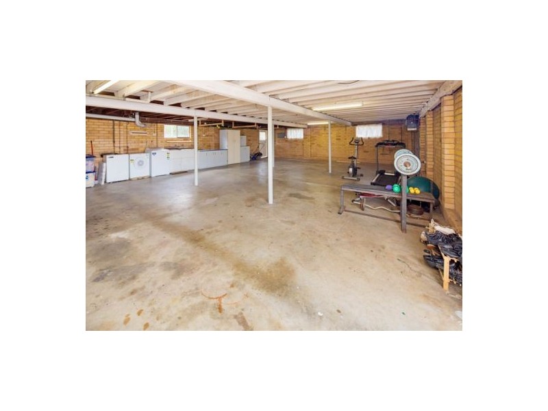 194 Broadwater Road, Mansfield QLD 4122