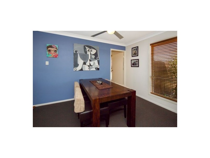 54 Cowra Street, Tanah Merah QLD 4128