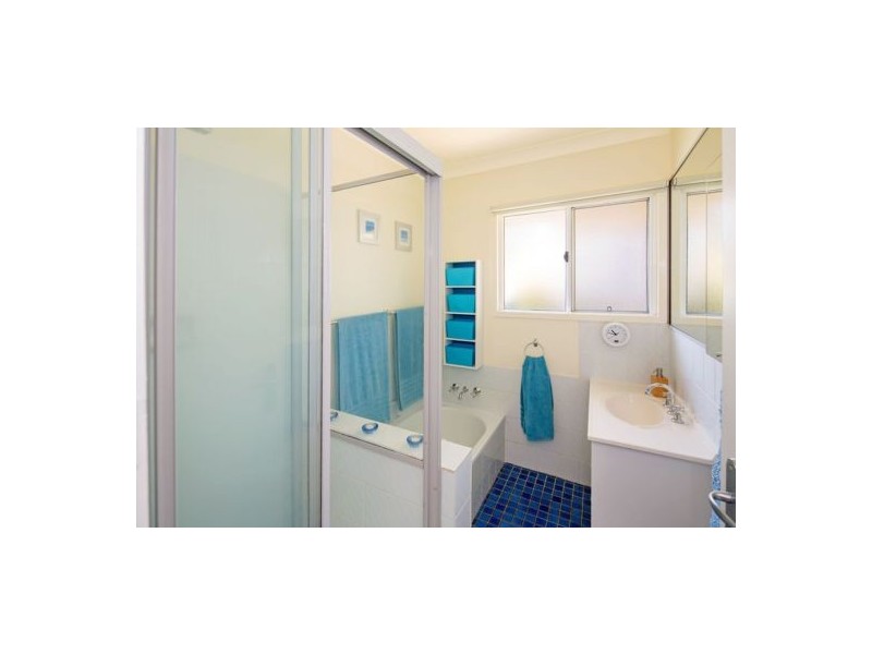 15 Casmaria Street, Mansfield QLD 4122