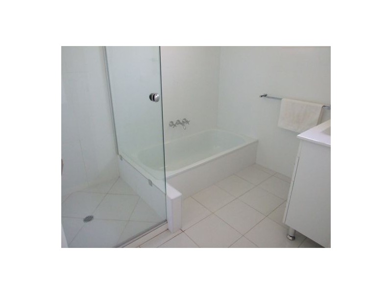 3 Effra Street, Wishart QLD 4122