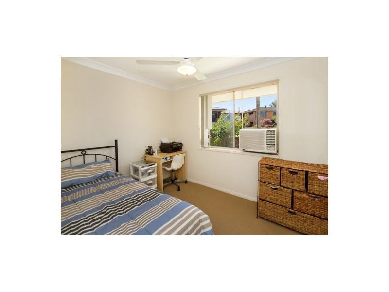 36 Montreal Street, Wishart QLD 4122