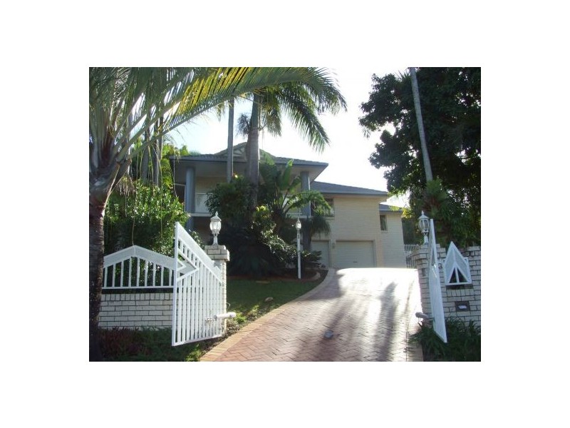 33 Canter Street, Mansfield QLD 4122