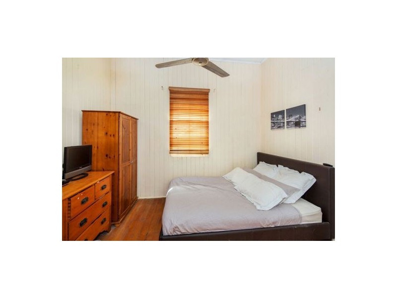 63 Dartmouth Street, Coopers Plains QLD 4108