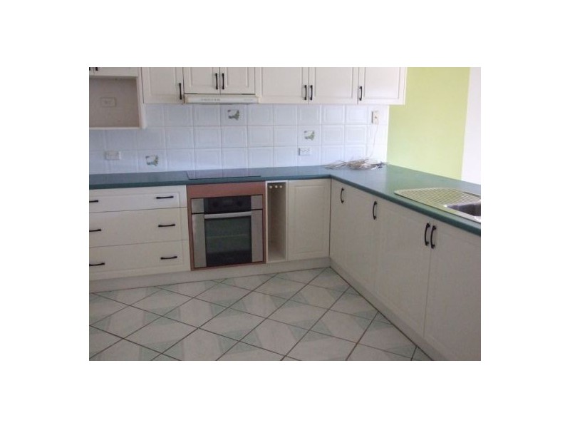 54 Bluegrass Crescent, Eight Mile Plains QLD 4113