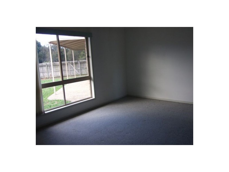 54 Bluegrass Crescent, Eight Mile Plains QLD 4113