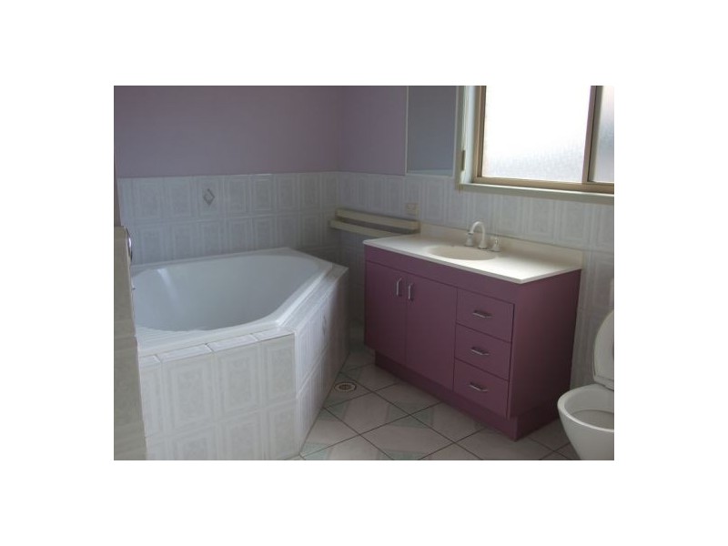 54 Bluegrass Crescent, Eight Mile Plains QLD 4113