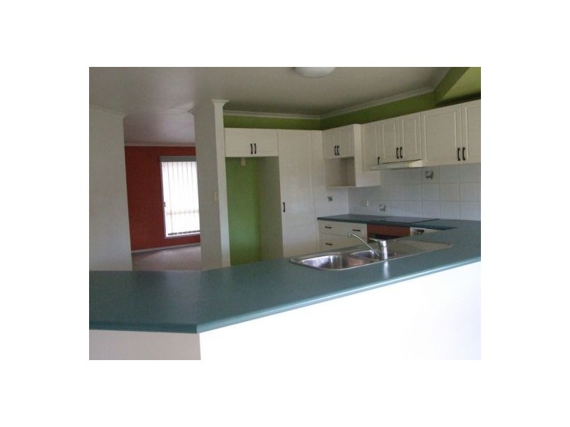 54 Bluegrass Crescent, Eight Mile Plains QLD 4113