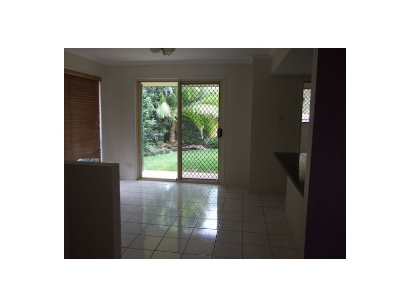 26/10 Adrian Place, Wishart QLD 4122