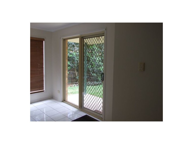 26/10 Adrian Place, Wishart QLD 4122