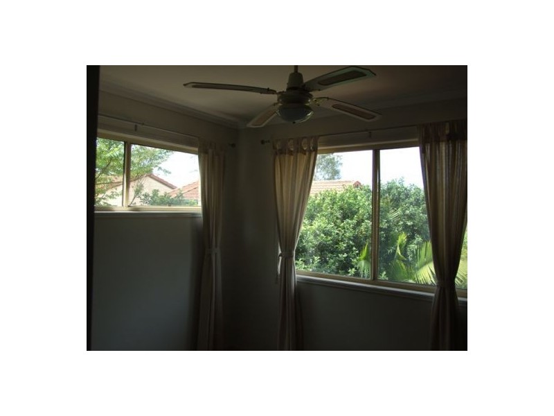 26/10 Adrian Place, Wishart QLD 4122