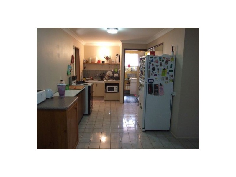 6a Redleaf Street, Mansfield QLD 4122