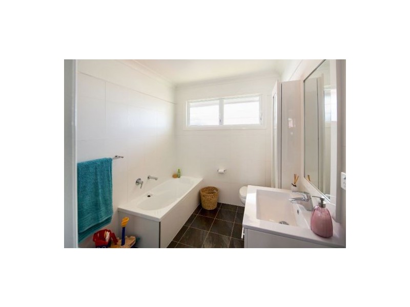 31 Wemvern Street, Upper Mount Gravatt QLD 4122