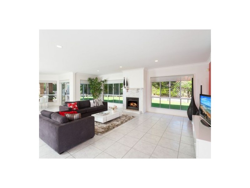 20 Liquidambar Pl, Stretton QLD 4116