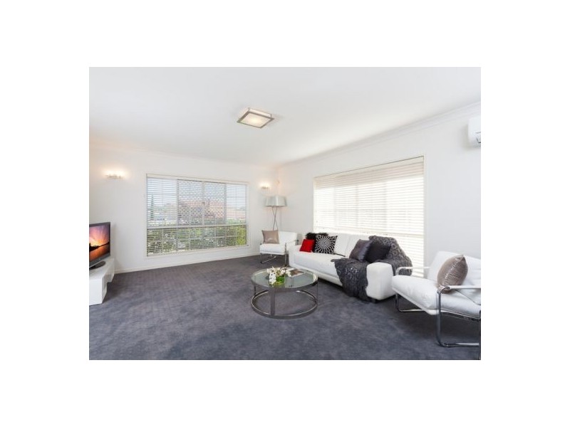 20 Liquidambar Pl, Stretton QLD 4116