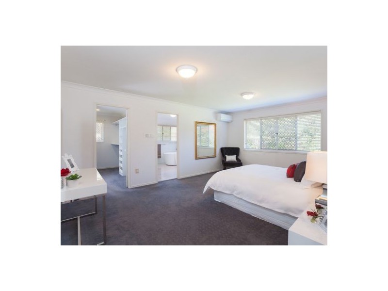 20 Liquidambar Pl, Stretton QLD 4116