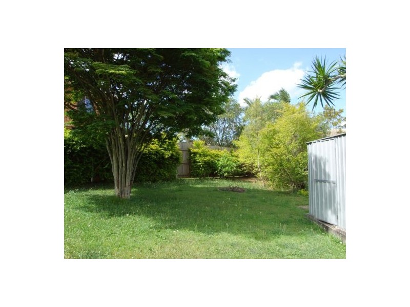 11 Hilary Street, Wishart QLD 4122